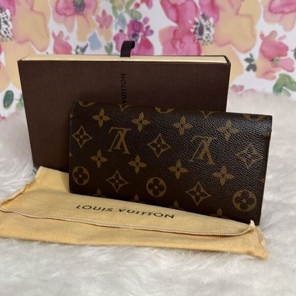 💯Authentic Louis Vuitton Emilie Monogram Long Wallet🍀 - Picture 7 of 17